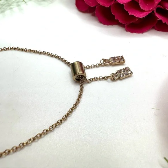 NEW⚜️”Addie” Mint Green Crystal Pavé Dog Tag Bracelet - Picture 4 of 6